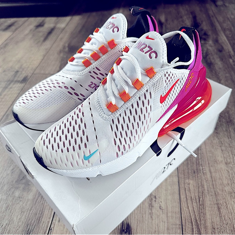 Nike Air Max 270 women’s size 8/Kids 6.5